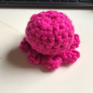 Mini octopus toy